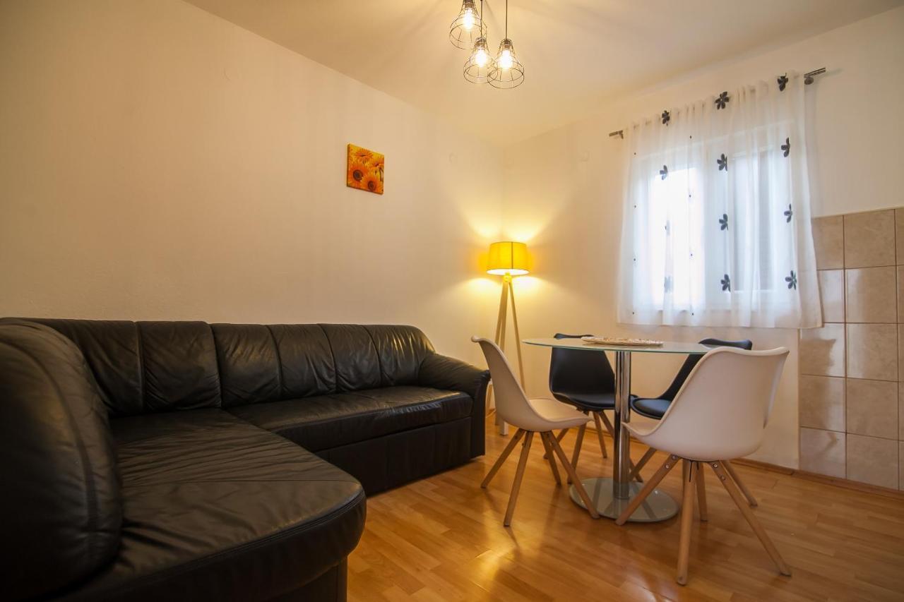 Kos Apartments Bol Esterno foto