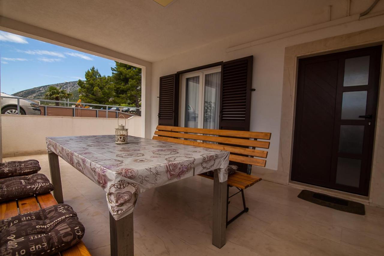 Kos Apartments Bol Esterno foto