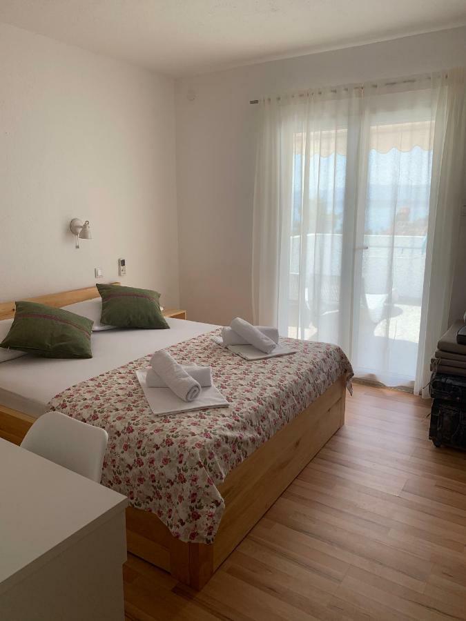 Kos Apartments Bol Esterno foto